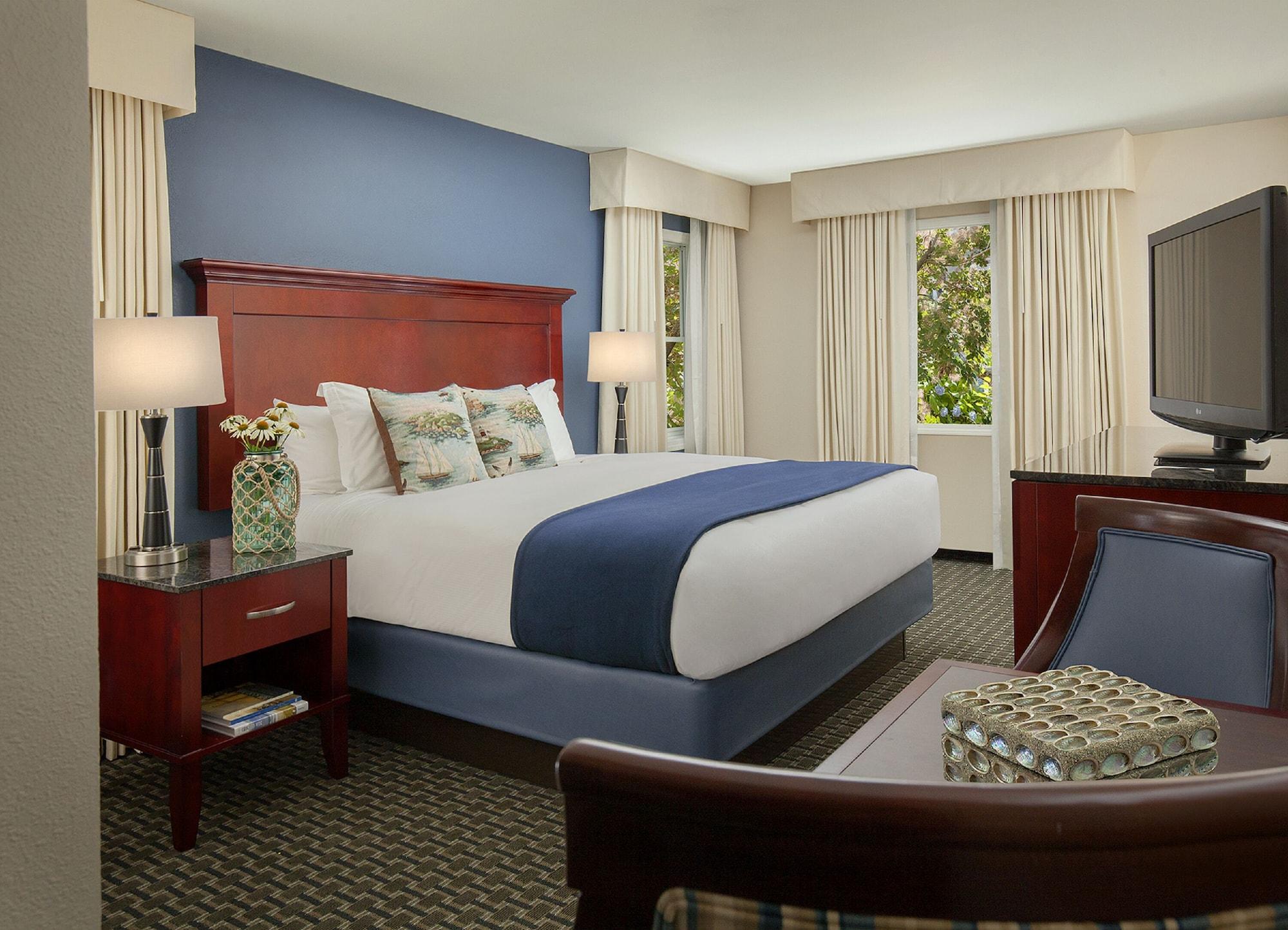 Inn On The Square Фолмут Экстерьер фото